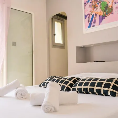 Maison Avec Piscine Au Calme A * Sanary-sur-Mer